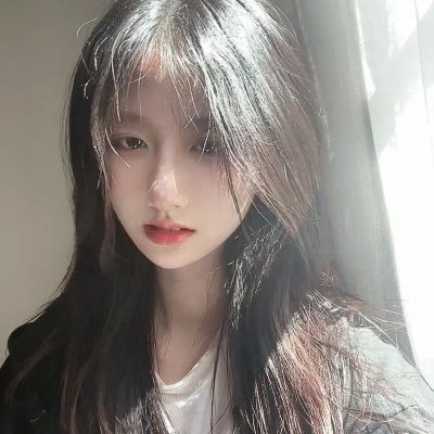 黑衣人
